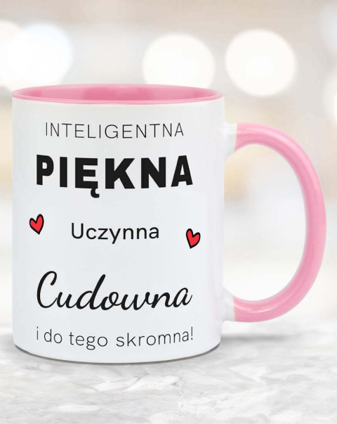 Kubek 330 ml z różowym uchwytem i wnętrzem - "Kubek idealnej kobiety" Kubek 330 ml z różowym uchwytem i wnętrzem - "Kubek idealnej kobiety"