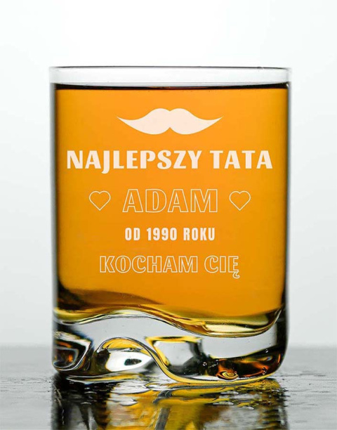 Szklanka okrągła z falowanym dnem na whisky 330 ml + Grawer "Najlepszy Tata" + Imię + Rocznik Szklanka okrągła z falowanym dnem na whisky 330 ml + Grawer "Najlepszy Tata" + Imię + Rocznik